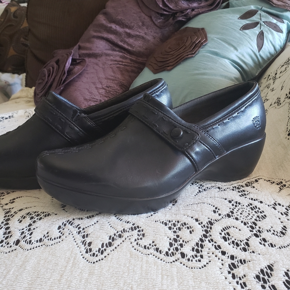 Ariat size 11 shoes